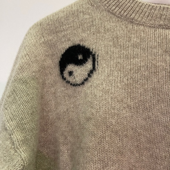 360 Cashmere Santi Beige Black Sweater Hamsa Peace Sign Sz Small - Picture 5 of 9